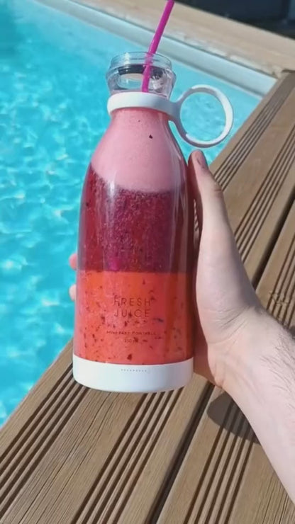 Wireless 4-Blade Portable Juicer | AIRYAH TECH